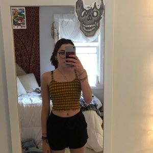 black & yellow checkered top